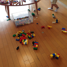 レゴブロックの収納に工夫を!