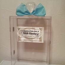 透明ケースで香水型ボックス