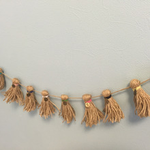 タッセルでガーランド