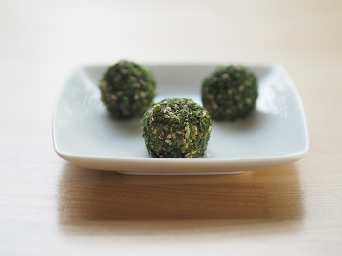 【作ってみた】超キュートな「みそまる」☆お湯を注ぐだけで味噌汁が完成!