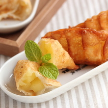 リンゴのカラメリゼと餃子の皮 de アップルパイ☆ ~フルーツパイアレンジ