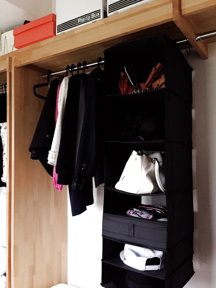 ハンギング収納用品の色選び