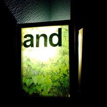 マステとフォトフレームで間接照明