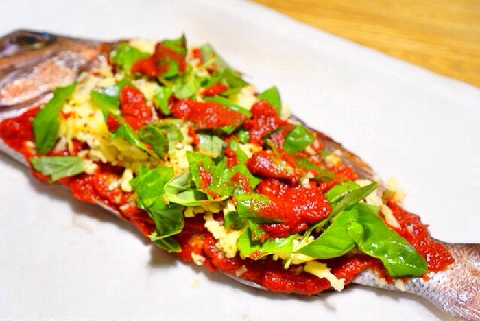 3.バジルをのせる