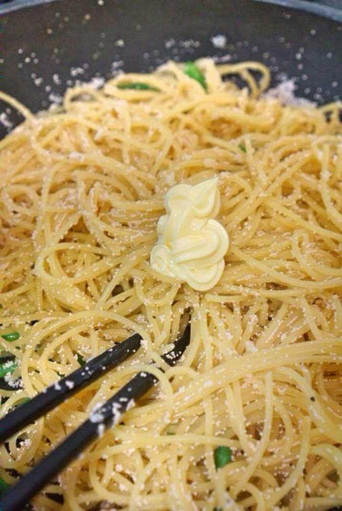 ⑦マヨネーズを入れる