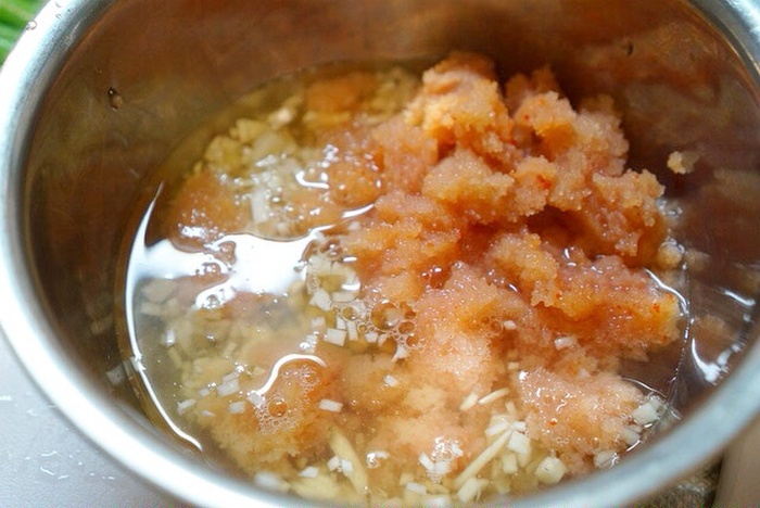 ①調味料を混ぜる