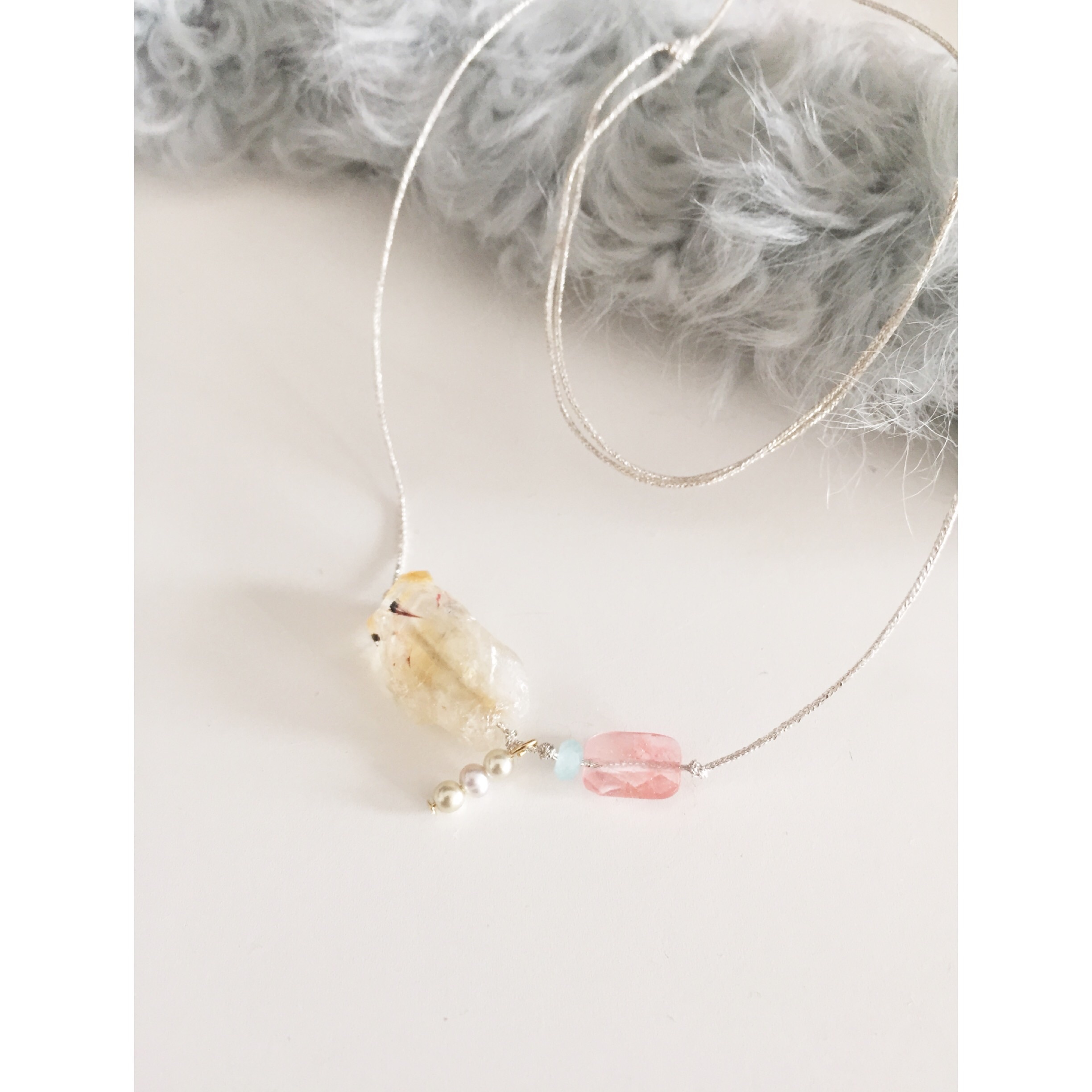 簡単!結ぶだけ!ネックレスの作り方。金属アレルギーの方にも