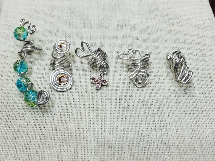 ワイヤーde簡単☆オシャレイヤーカフ☆