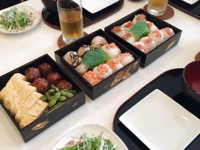 和のおもてなしにはお重を使って