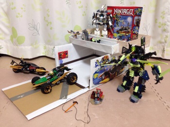 飾って遊べる収納♪段ボールと素麺木箱と卵パックで作る!レゴ出動基地