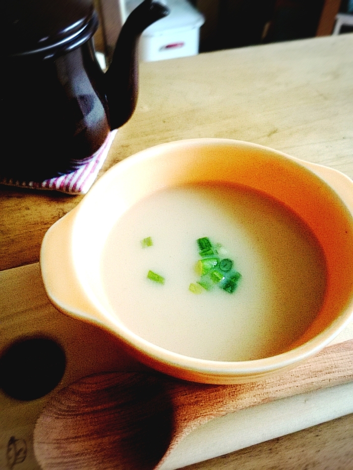 塩で味を整えます