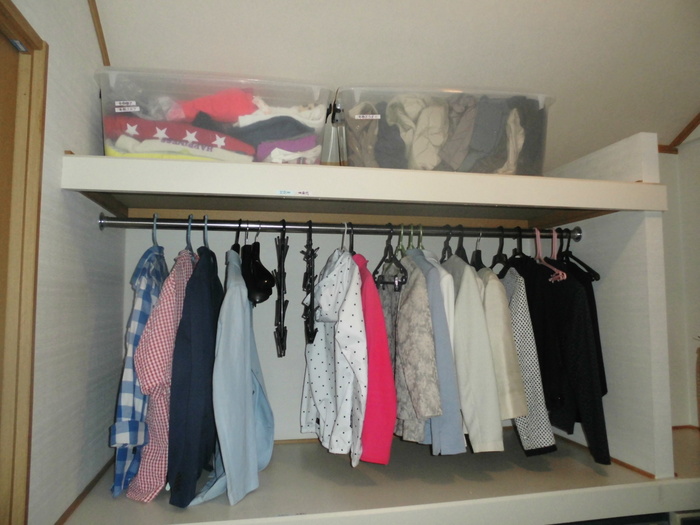 服を保管しておくエリアを作りましょう