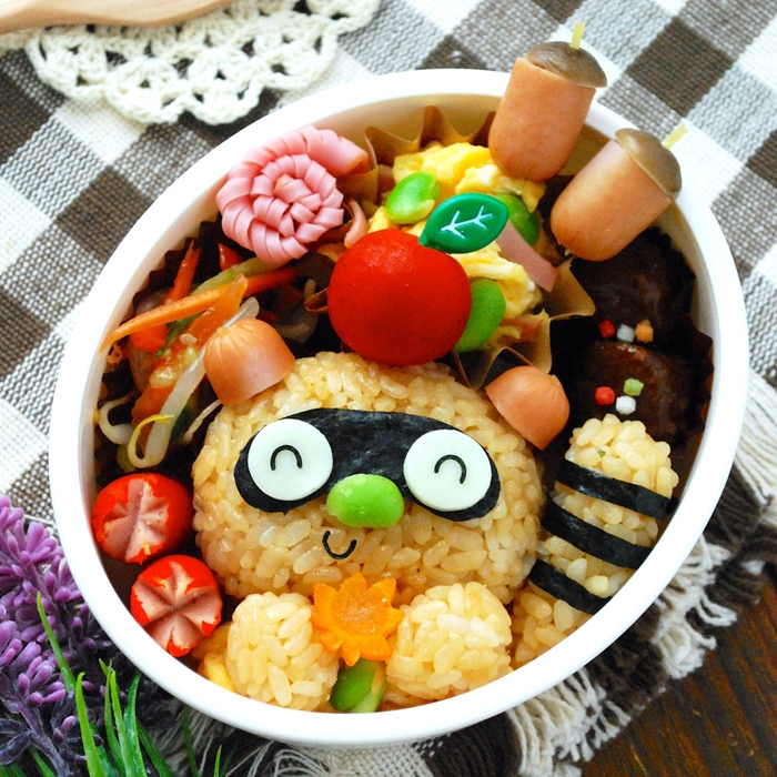 キャラ弁☆秋の簡単デコ弁当「たぬきの紅葉狩り」の作り方