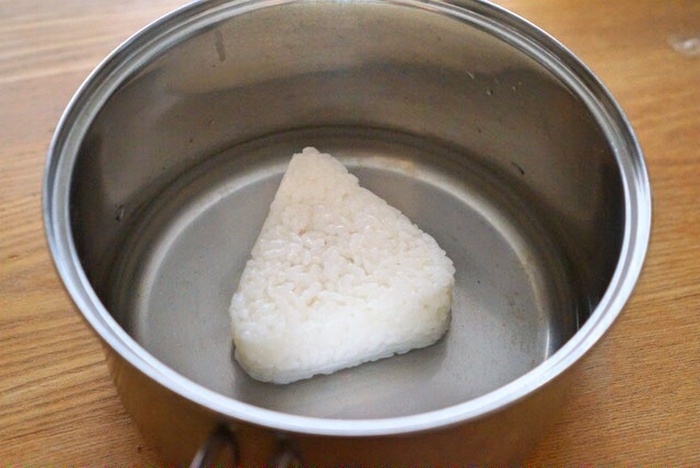 手順2.鍋に材料を入れる
