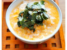 材料2つ!!コンビニおにぎりで作る!簡単玉子雑炊☆