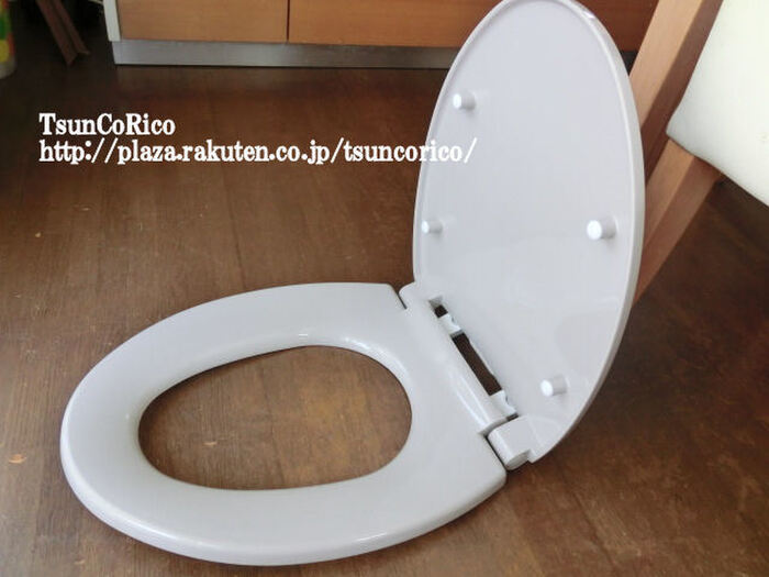 普通の便座です。