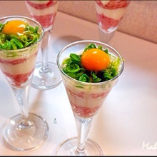 超簡単!お月見やパーティにも!まぐろミルフィーユの月見カクテル