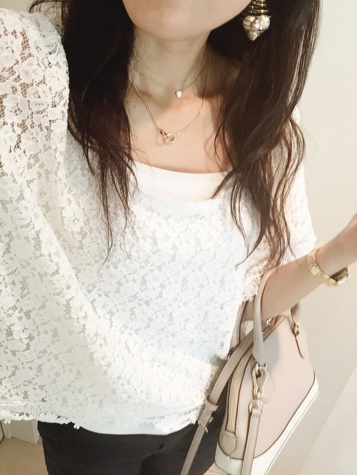 シンプルなお洋服とコーディネート