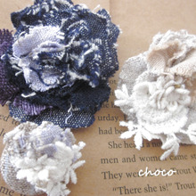 レースとリネンで作る♪清楚なコサージュ