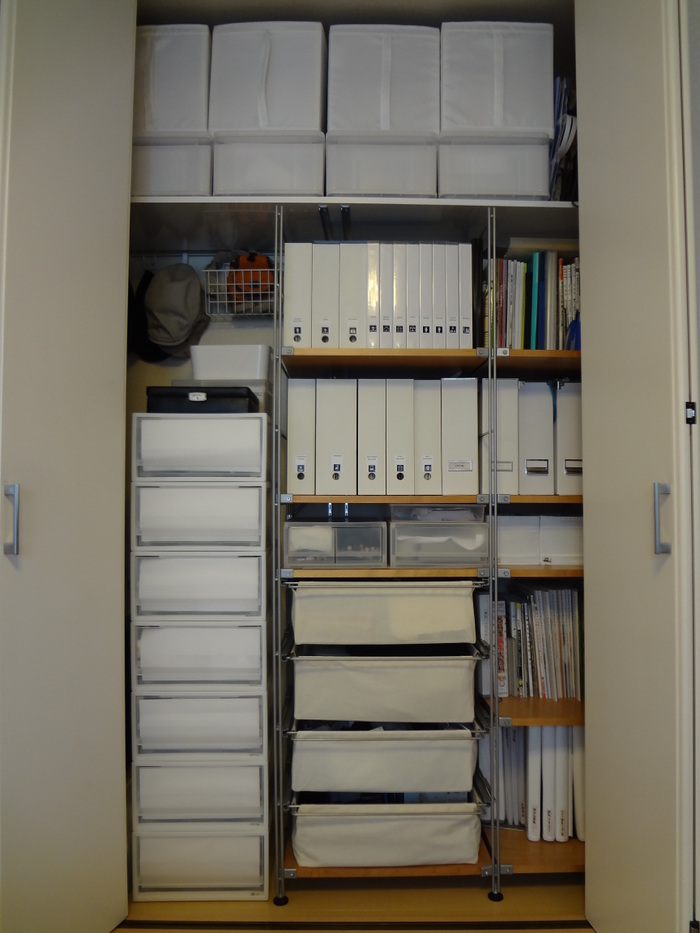 リビングクローゼットで普段使うものを一括管理