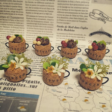 100均の物使用してコルクを可愛いくリメイク♡