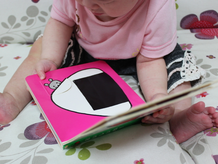 0歳児の子供をもつパパ・ママ必見!おすすめの絵本4冊