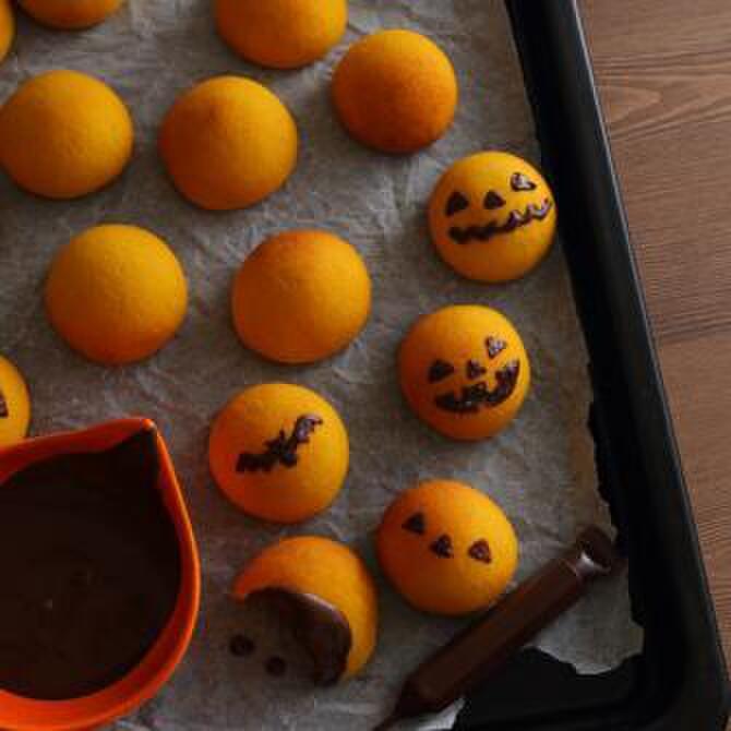 お子さまと一緒に本格的なハロウィンスイーツを作ろう!
