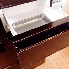 食品保存容器の収納場所はココ!