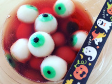 簡単!ハロウィン目玉のぷるぷる白玉