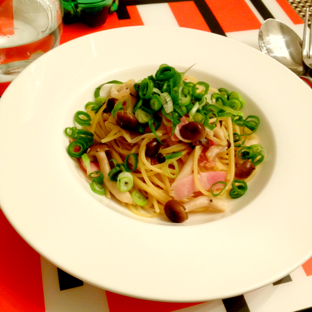 味付けは昆布茶だけ!簡単キノコとベーコンのパスタ