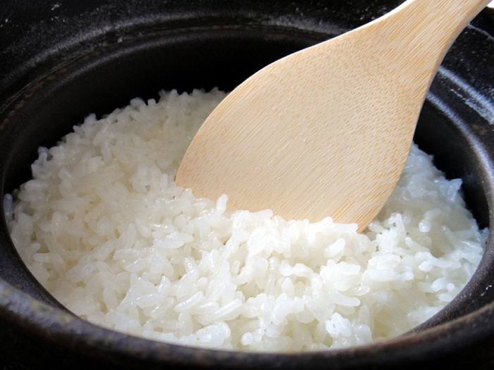 よく食べるお米のブランド全国1位とは? おにぎりの人気の具材は“定番”のあの2つ!