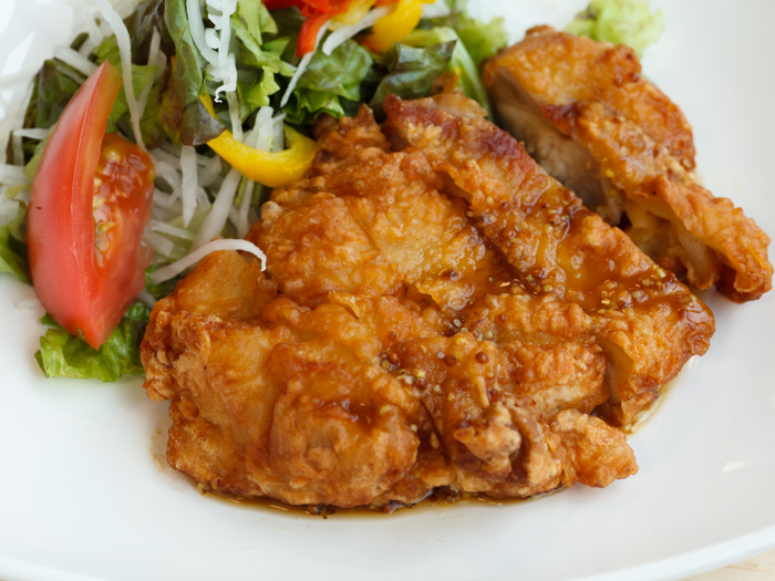 万能ソースも伝授!「鶏肉のから揚げ・ハニーマスタードソース」