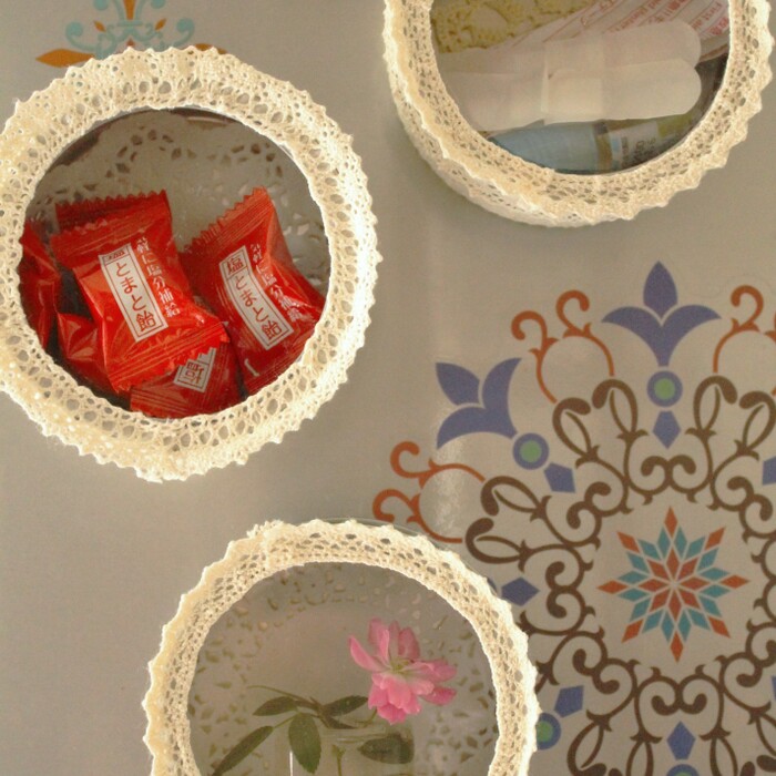 冷蔵庫にくっつけます。