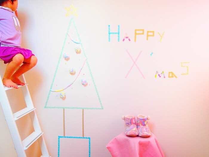 パステルクリスマスツリーを作ろう!狭いお部屋におススメのマスキングテープを使った壁デコ