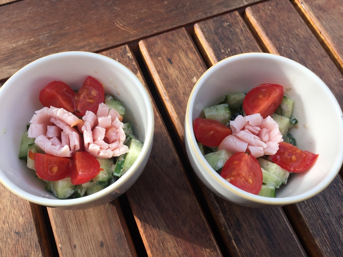 サラダのゴマドレッシング和え