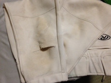 野球のユニフォームのズボンの簡単補修