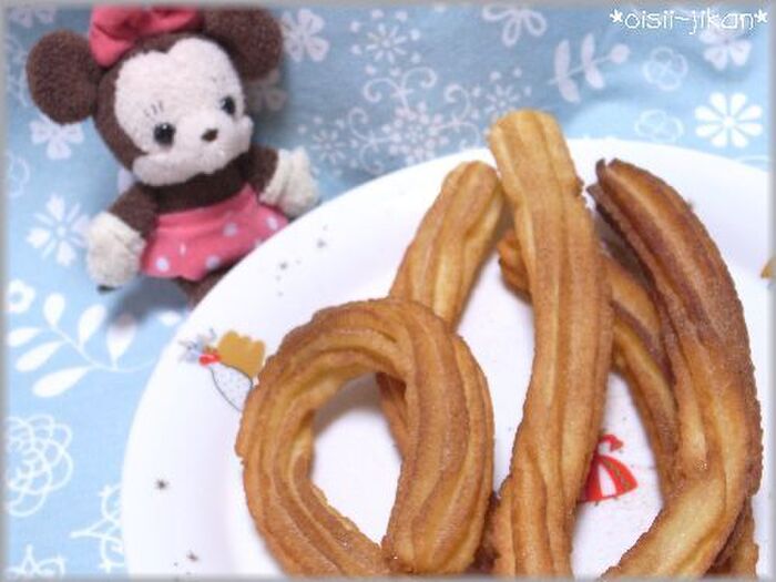 おうちでディズニー大人気スイーツ!チュロスの作り方