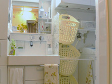 とっても狭いけど♡機能充実、家族のための洗面所