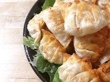 ついつい手が出る♪ パリパリ&サクサク蓮根と鶏ひき肉のひと口揚げ餃子