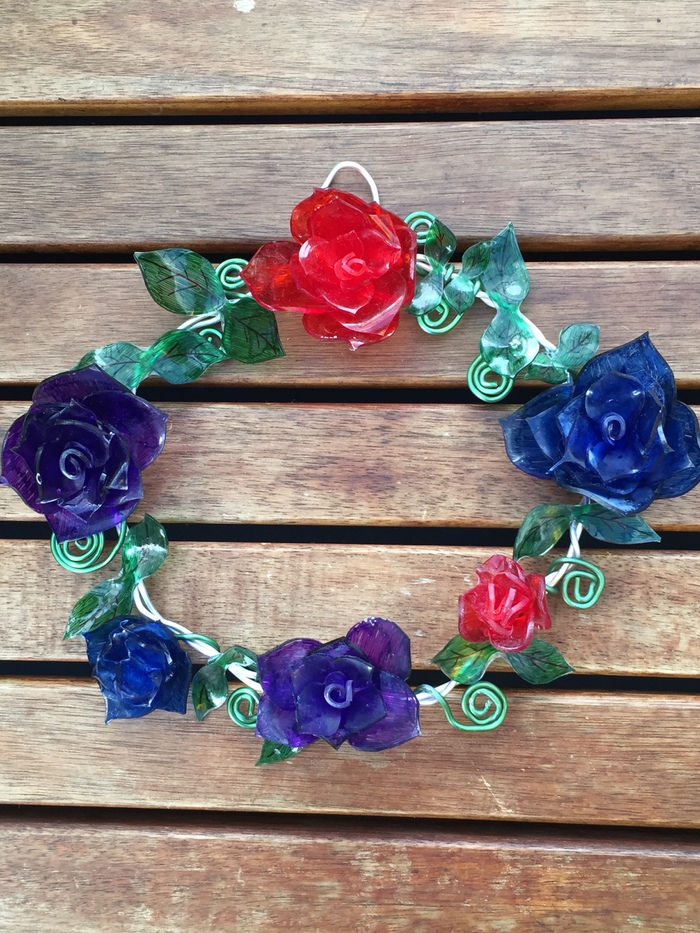 プラバンとワイヤーで作る☆薔薇のオシャレなアロマリース