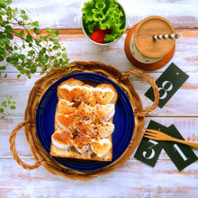 もっと朝食を楽しもう♬カラフルお皿で元気なモーニング