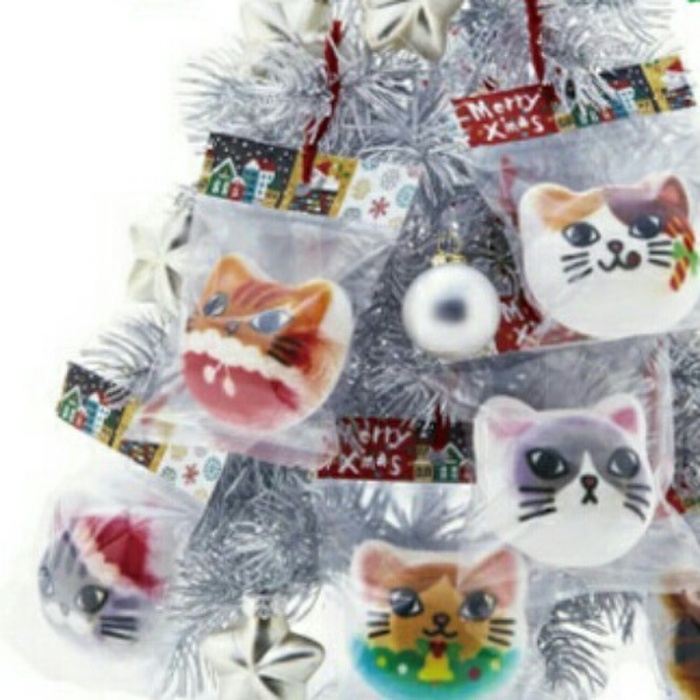 クリスマスツリーも猫まみれに!可愛い猫オーニャメント4選