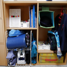 100均グッズで本棚を通園通学用品棚に!