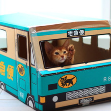 まるで猫バスみたい!可愛い猫の宅急便屋さん♪