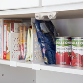 【100均収納】棚のごちゃごちゃ、からまる輪ゴム、置き場のないラップもこれで解決!