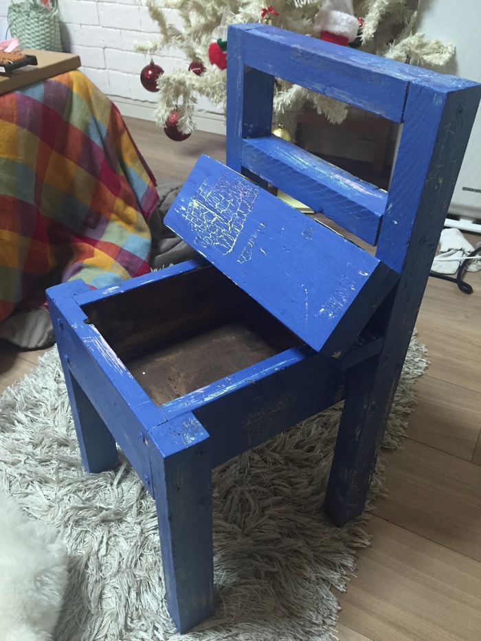 ちょこっと小物が入る、嬉しい収納