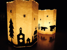 冬の工作に♪優しく灯る*牛乳パックキャンドルホルダー