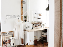 ニトリのカラーBOXでカスタム自在なテーブルを