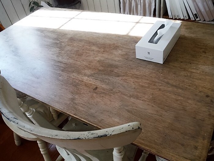 塗料を塗ります。