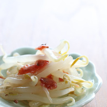 ジップロックコンテナー1つで完成!楽なのに美味しい&失敗なしの「もやしナムルの作り方」